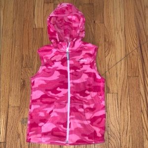 NWOT Girls Camouflage Fleece Hooded Vest